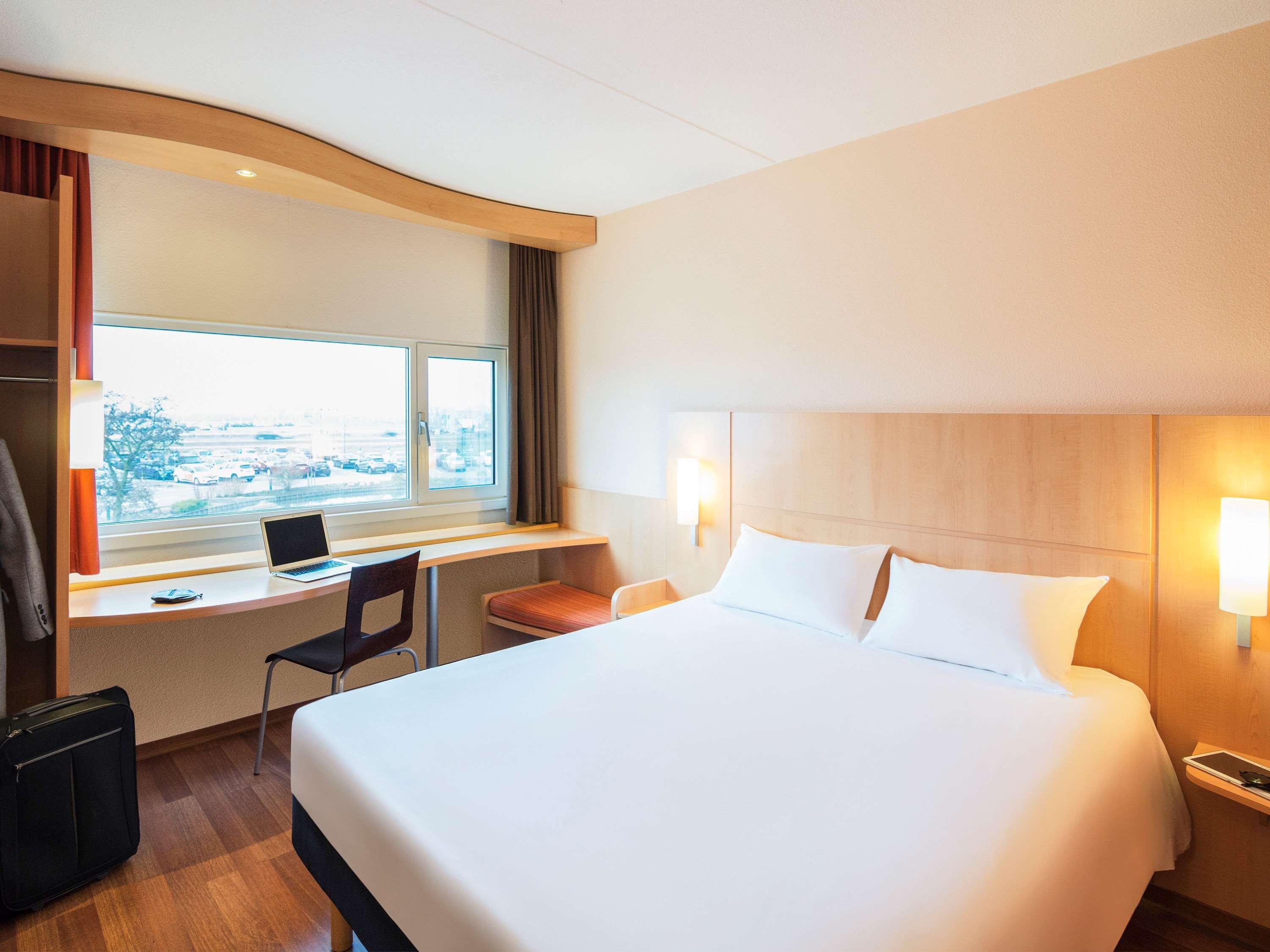 Hotel Ibis Schiphol Amsterdam Airport Badhoevedorp Esterno foto